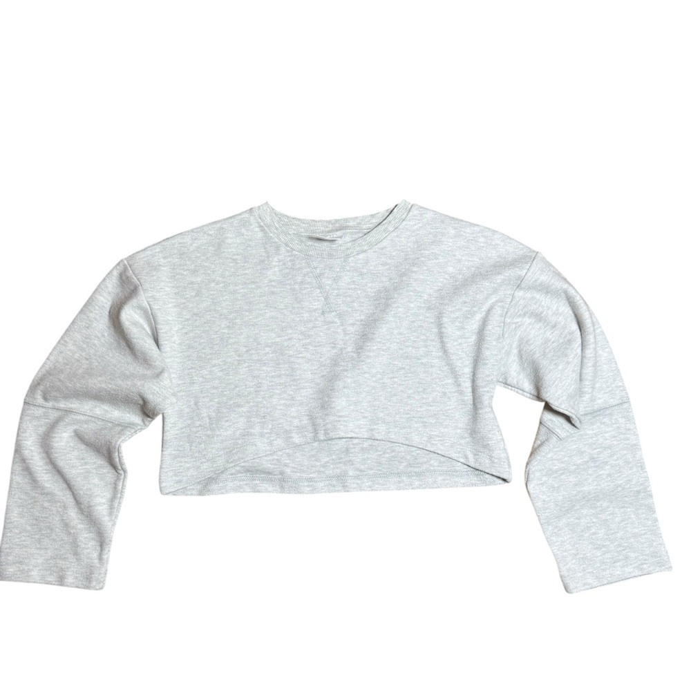 Zara| Kids Cropped Long Sleeve Sweatshirt  Light Gray – Size 10
Years
